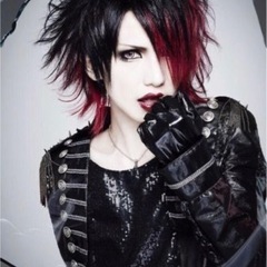 V系バンドのヘアメイク