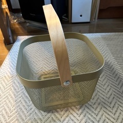 生活雑貨　カゴ