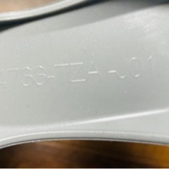 車のパーツ タイヤ、ホイールの画像