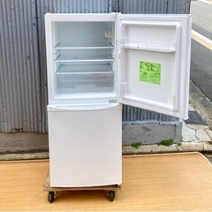 アイリスオーヤマ 142L冷蔵庫 IRSD-14A-W②