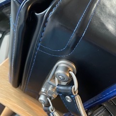 【取引中】ランドセル　　　黒に青ラインの画像