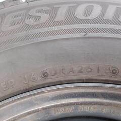 185/70R14スタッドレスタイヤ　差し上げますの画像