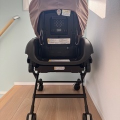 コンビ ネムリラAT トイザらス限定