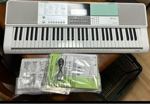 電子ピアノ