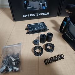 SimLab XP1シミュレータのペダルの画像