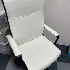 椅子(MILLBERGET ミルベルゲット)【美品・70%OFF】