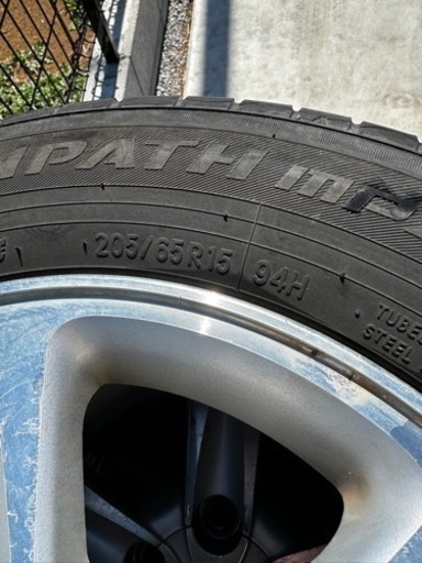バリ溝！アルミホイールタイヤセット　205/65R15