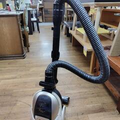 J239★使用感有り★紙パック掃除機★HITACHI★CV-PE90★2018年製