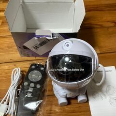 宇宙飛行士のプロジェクター売ります