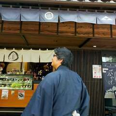 おじさんがお手伝いいたします