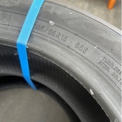 タイヤ新品の画像