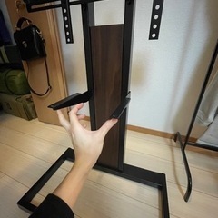 【受渡予定者とのやりとり中】テレビスタンドの画像