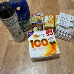 生活雑貨と紅茶パック