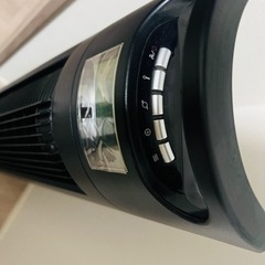 外山工業縦型首振りスリム扇風機(リモコン付き)タワーファンの画像