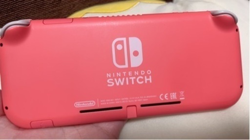 【本体のみ】ケース付 Nintendo Switchライト コーラル
