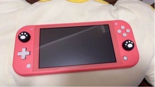 【本体のみ】ケース付 Nintendo Switchライト コーラル