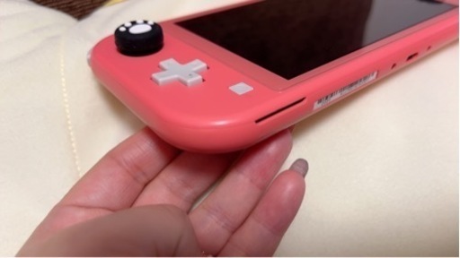 【本体のみ】ケース付 Nintendo Switchライト コーラル