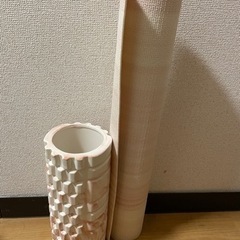 ヨガマット、筋膜剥がしローラー