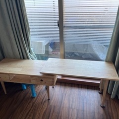 伸縮型テレビ台の画像