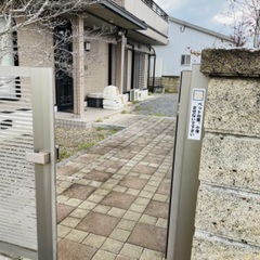 システムトイレ4個＆お湯を作る水飲み器の画像