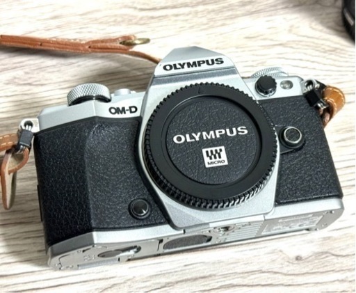 家電 カメラ ミラーレス OLYMPUS オリンパス omd レンズ ボディ