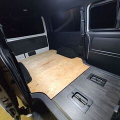 TOYOTAハイエーススーパーGL　床張り　標準合板　荷室の重量...