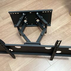 テレビ壁掛金具 アーム式 37-65インチ対応 TVセッターフリースタイル GP137 Mサイズ TVSFRGP137Mの画像
