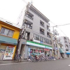 【大阪駅5分！梅田駅10分！なんば駅16分！】家具家電付き/Wi...