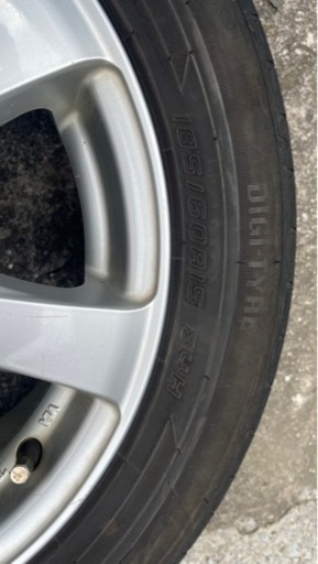 車のパーツ タイヤ、ホイール