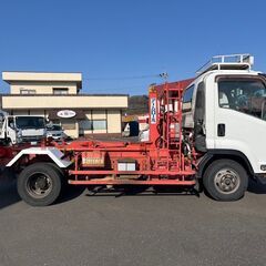 (弊社在庫管理番号:0506)H24年式 いすゞ フォワード アームロール 脱着装置付コンテナ専用車 ３.６トン積載 ツインホイスト 新明和製 CCA44-21の画像