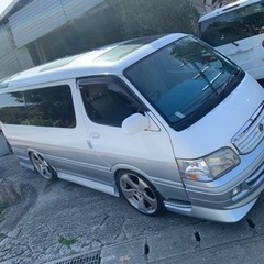 トヨタ　ハイエース100スーパカスタムG