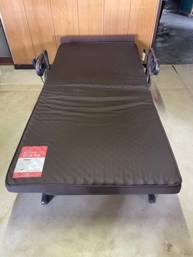 折りたたみ  電動 ベッド