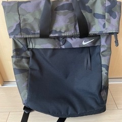 NIKE カモ バックパック