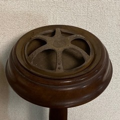「お取り引き中」アンティークな感じのカッコいい灰皿の画像