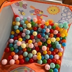 ボールプール