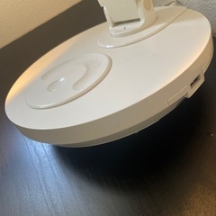 IKEAデスクセット(机・椅子)＋ライトの画像