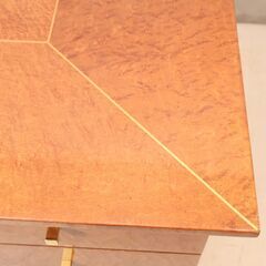 IDC OTSUKA(大塚家具)の人気シリーズSPLENDOR(スプレンダー)の両袖デスク。稀少なバーズアイ・メープルを使用し、高級感のある艶やかなコーティングと独特な木目が美しい端正なデザイン♪の画像