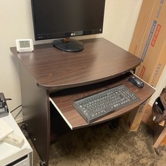 『無料』家具 オフィス用家具 机　パソコンデスク　勉強机の画像