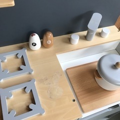 木製　おままごとキッチンの画像