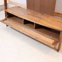 マルヨシ民芸家具のDEEP(ディープ)Ⅱ 135TVボードです。ウォールナット