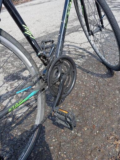 自転車 クロスバイク シマノ 21段変速ギア　今年1月に購入