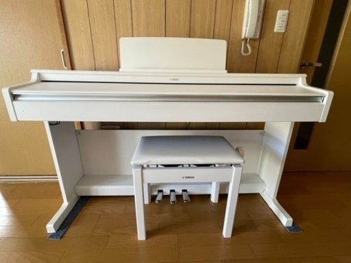取引予定者決定！YAMAHA ARIUS YDP-164 2020年製　美品中古品　ホワイトウッド調　　　電子ピアノ