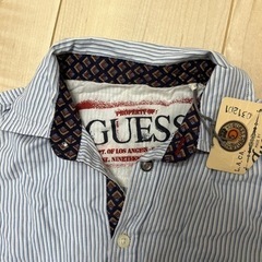 新品・タグ付き　ゲス　キッズ　Yシャツ　100サイズ　の画像