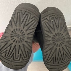 UGG キッズブーツ　　 の画像