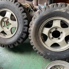 車のパーツ タイヤ、ホイール