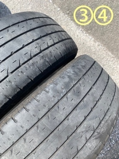 車のパーツ タイヤ、ホイール