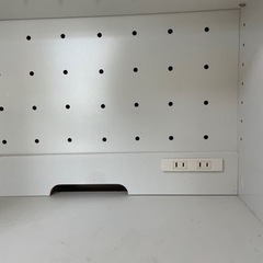 食器棚、キッチン収納　コンセント付きの画像