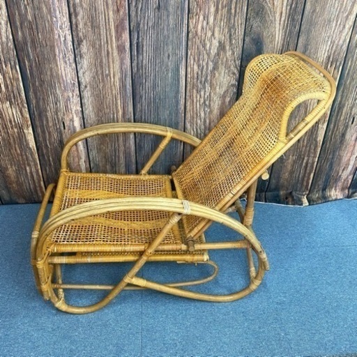 【アンティーク】籐 ラタン リクライニングチェア オットマン付き 古家具 古民家 アンティーク】籐 ラタン リクライニングチェア オットマン付き 古家具