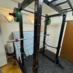 スリムパワーラック、バーベル、プレート(10kg×6枚、5kg×2枚、2.5kg×2枚)の画像