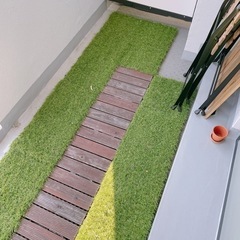 人工芝、ウッドデッキ